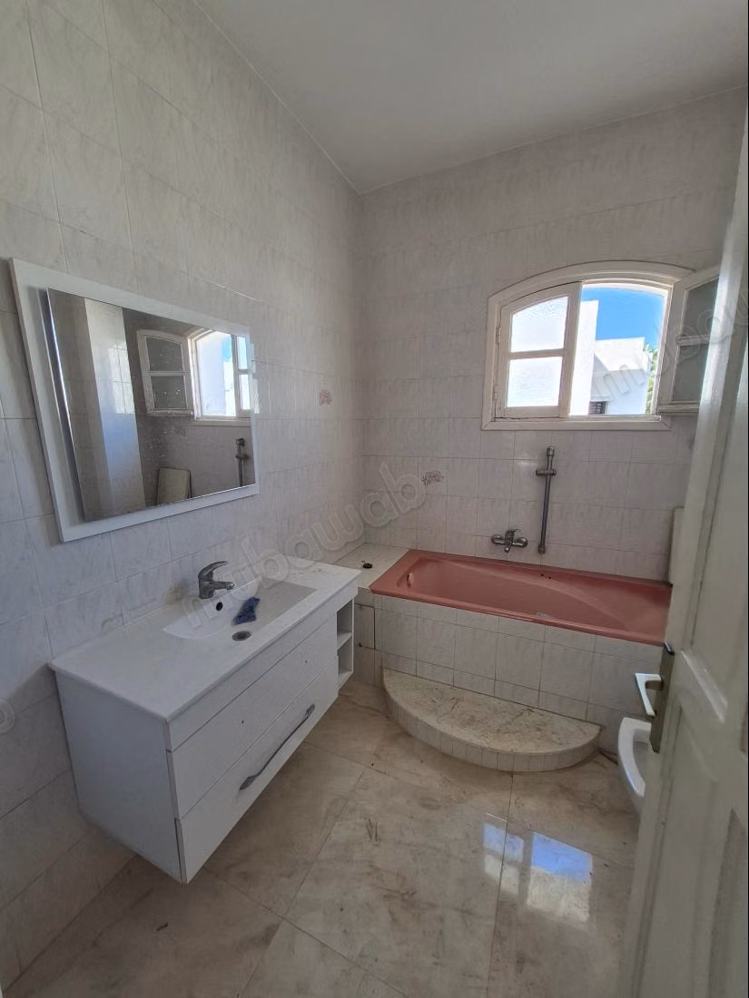 A louer villa a usage bureautique a menzah 8