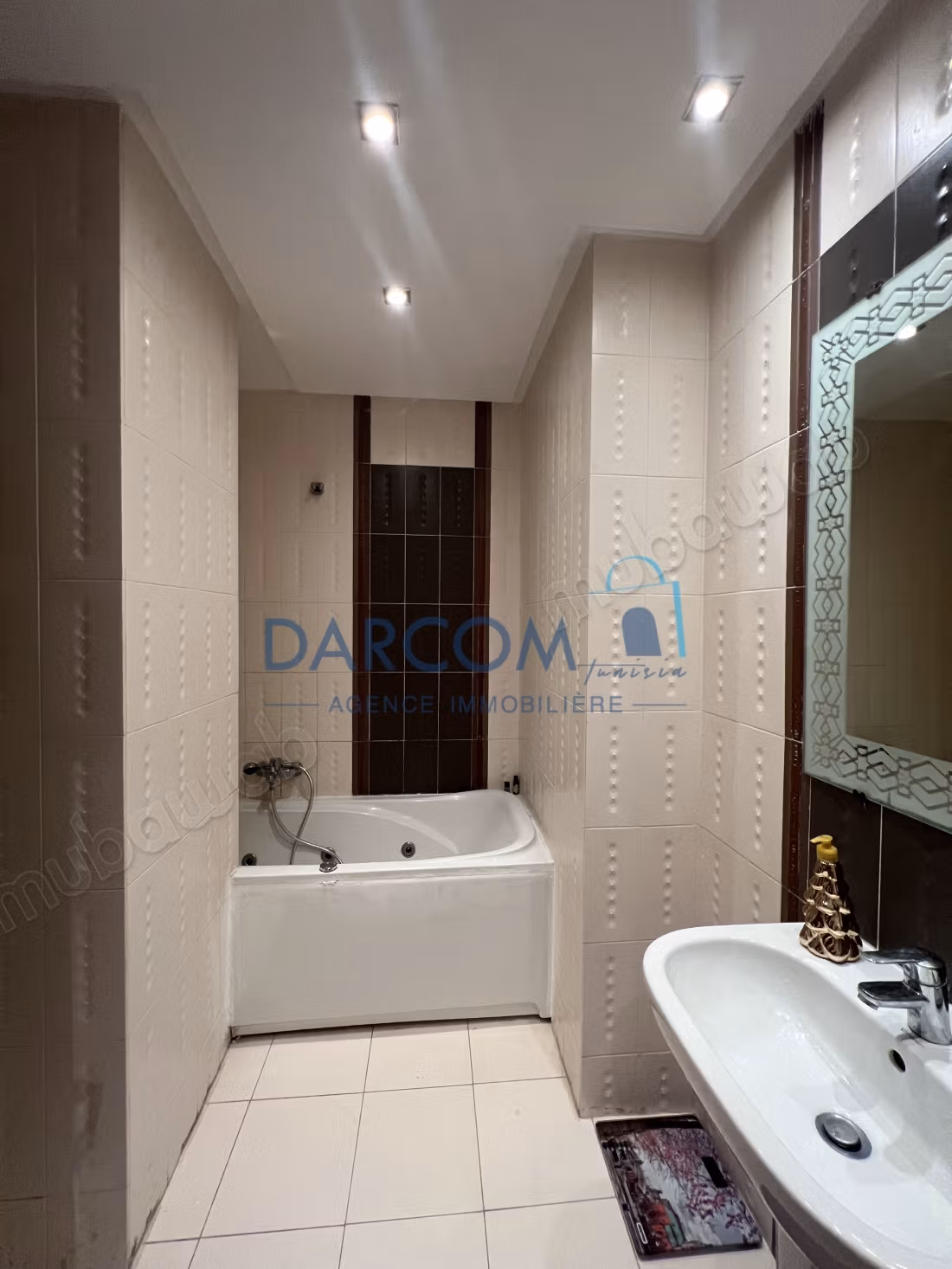 S3 avec séjour 204 m² aux Jardins de Carthage
