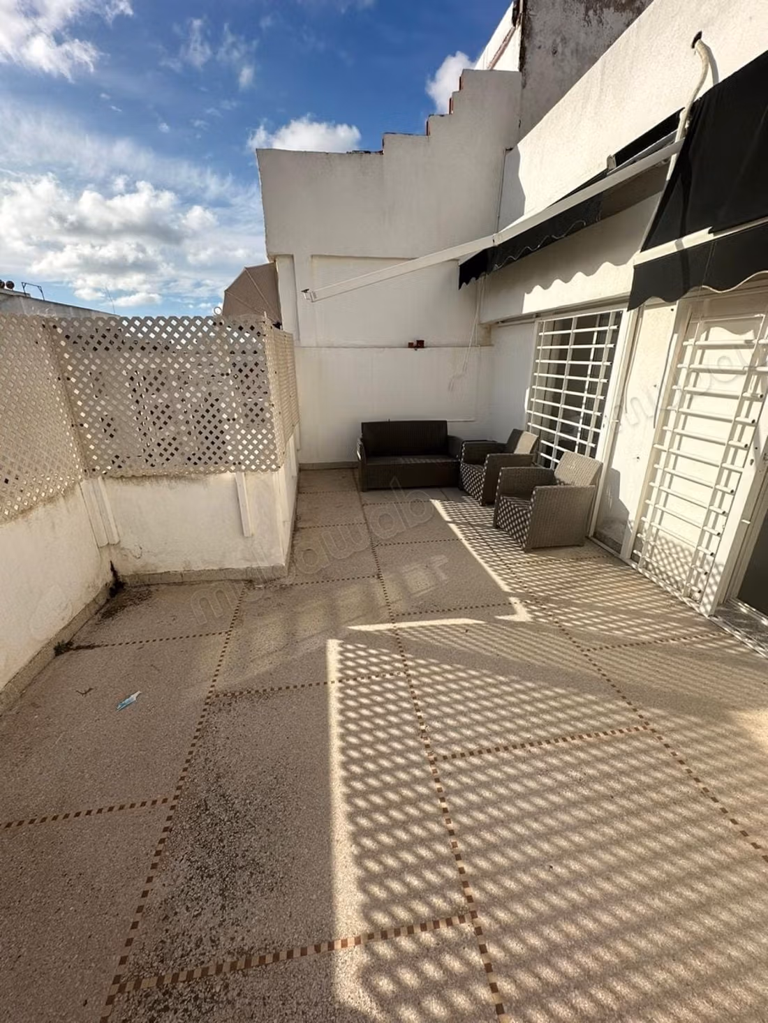 Apartamento renovado con terraza en venta - Agdal