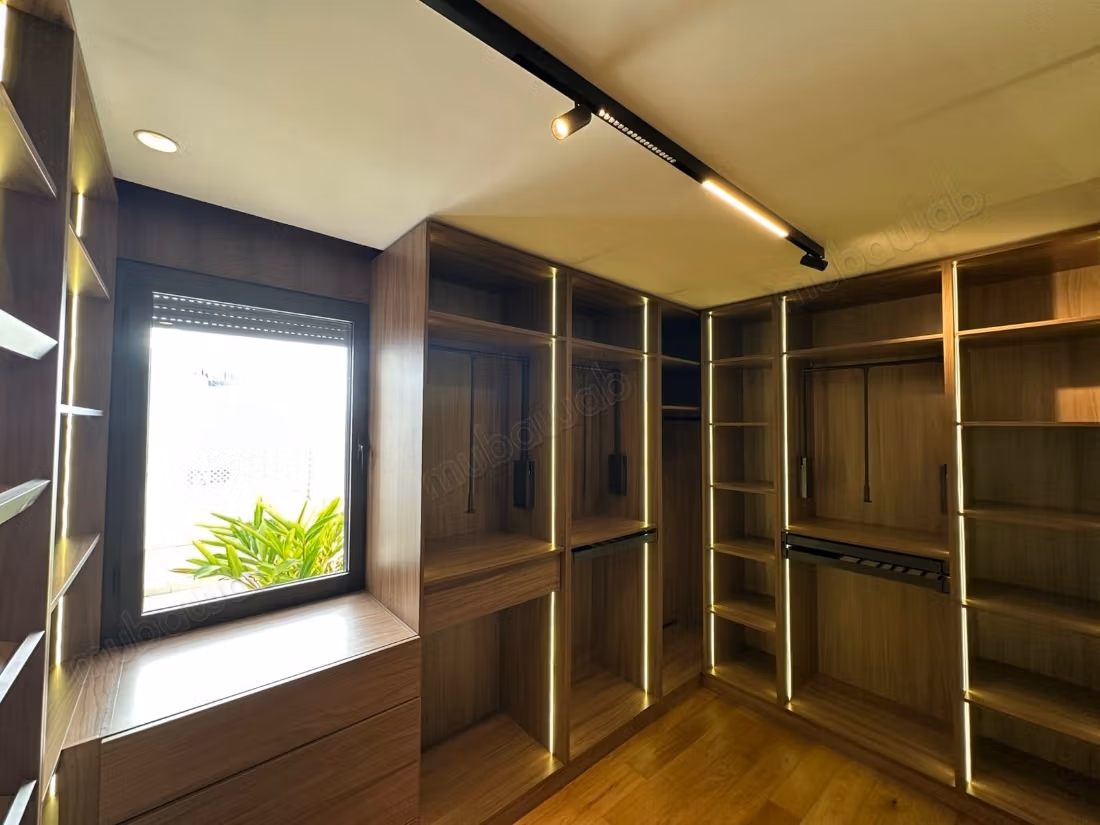 A Vendre Appartement 258 m2 
Triangle d'Or