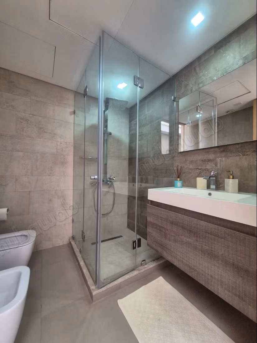 A Vendre Appartement 258 m2 
Triangle d'Or