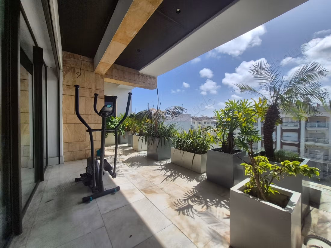 A Vendre Appartement 258 m2 
Triangle d'Or