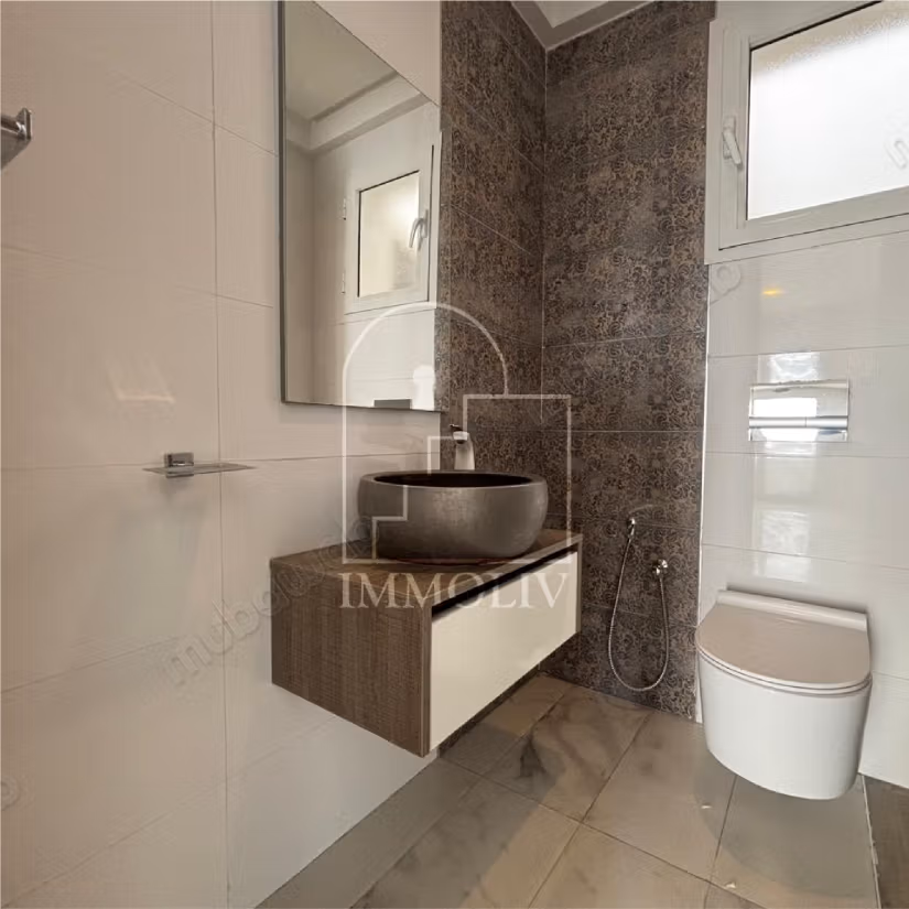 A vendre un Appartement S3 neuf à Ain Zaghouan
