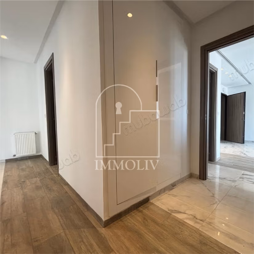 A vendre un Appartement S3 neuf à Ain Zaghouan