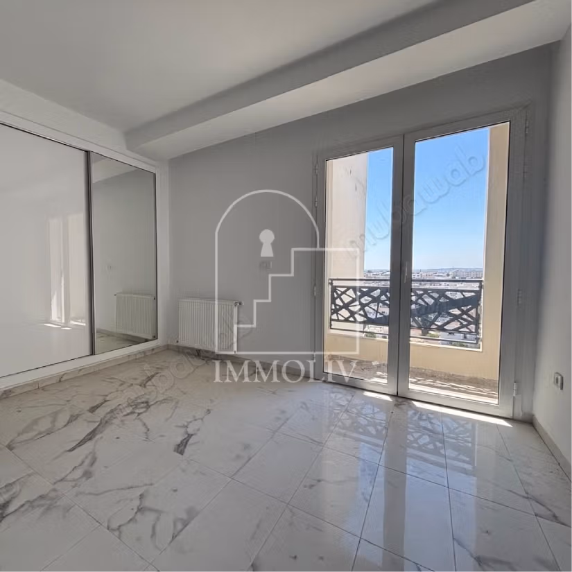 A vendre un Appartement S3 neuf à Ain Zaghouan