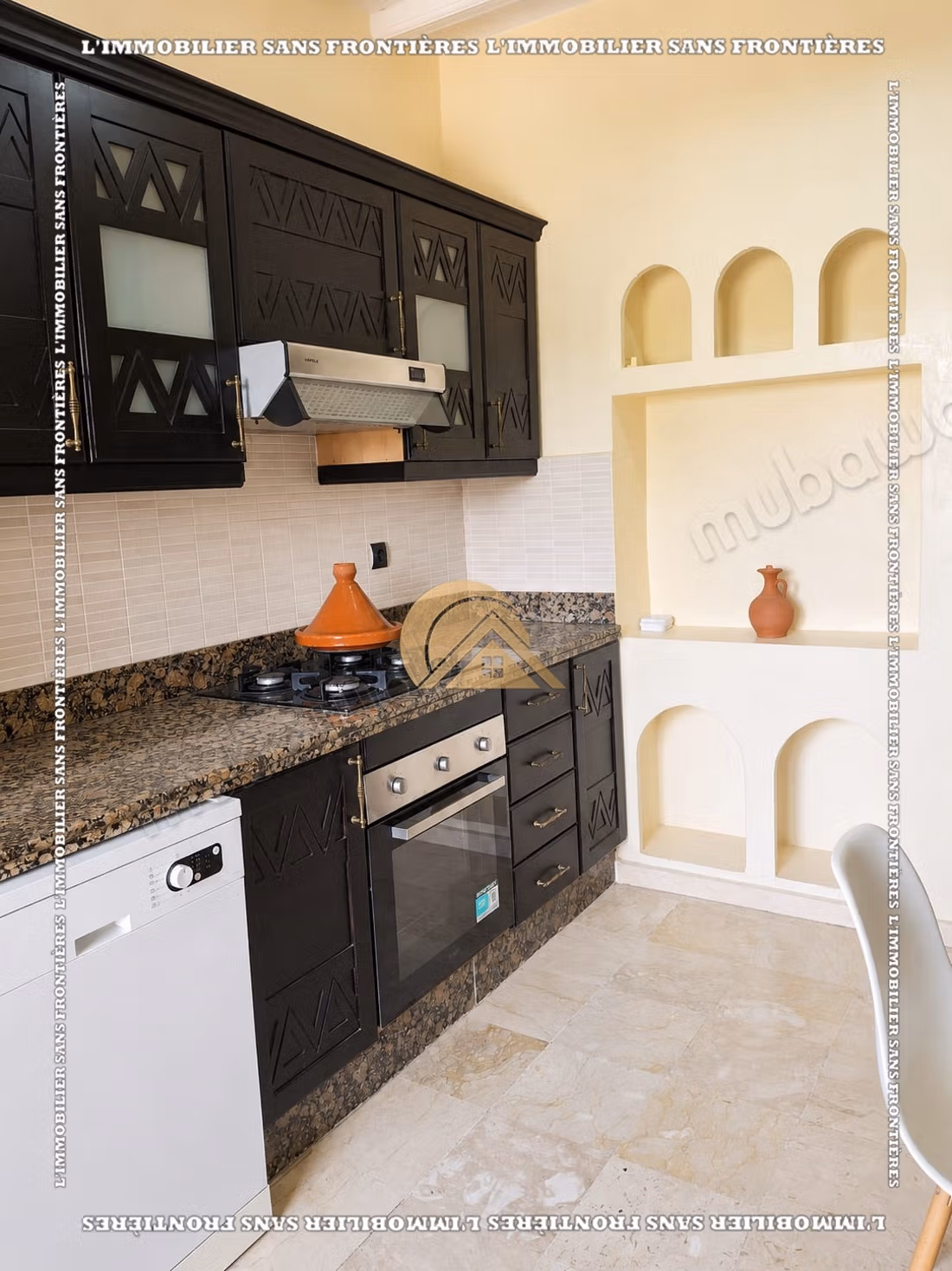 Furnished apartment for rent on the Casablanca road with a shared pool