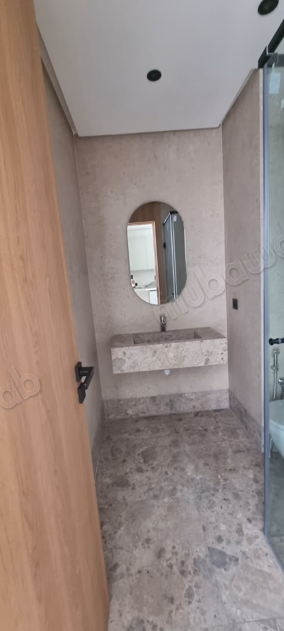 Studio neuf 45 m2 avec terrasse à l'oasis