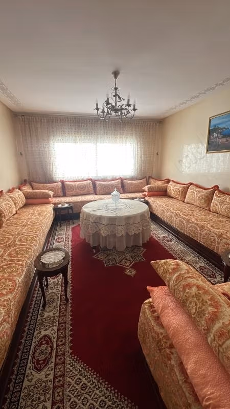 Appartement en vente en Centre. 3 pièces confortables. Meublé