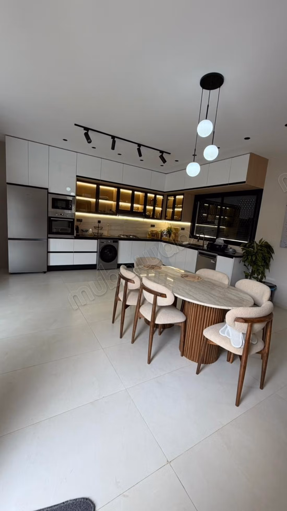 Moderne gemeubileerde Villa Malkia te koop - Ourikaweg