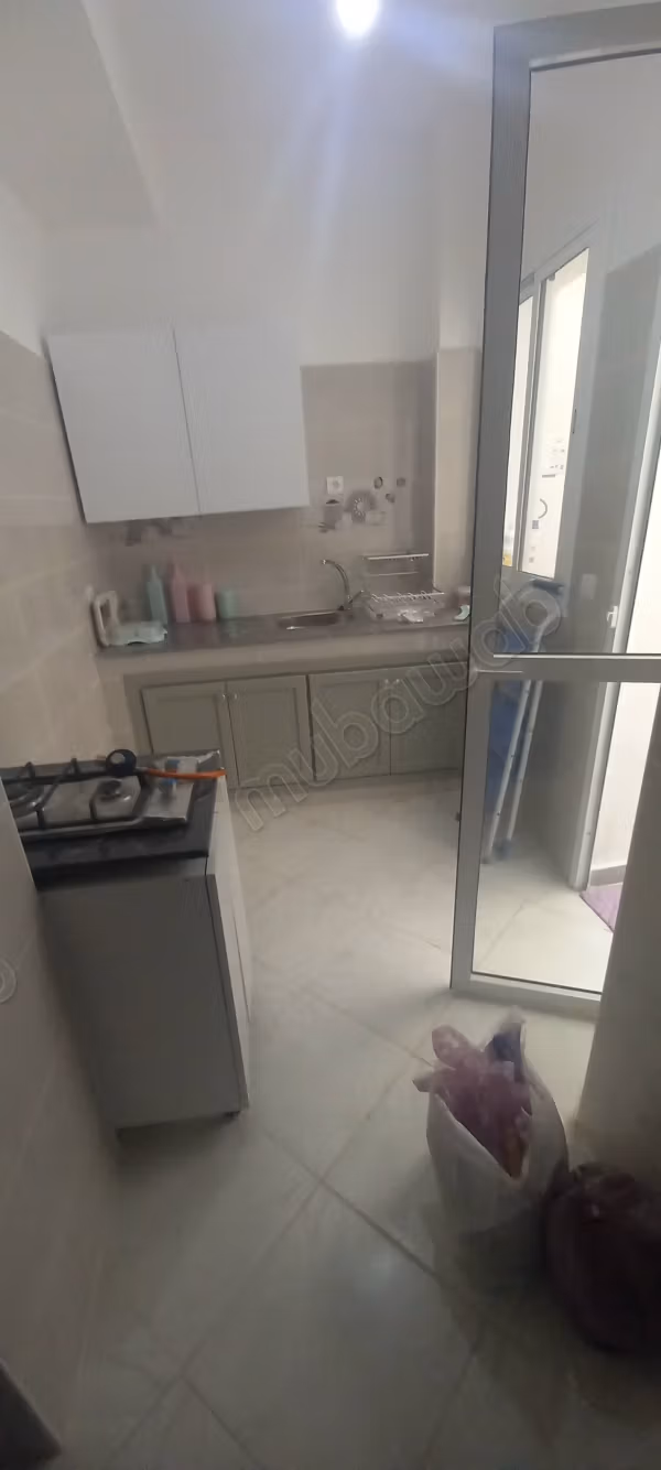 Very nice apartment for rent on Route Nationale Assilah. 1 bedroom. Satellite dish, secure residence