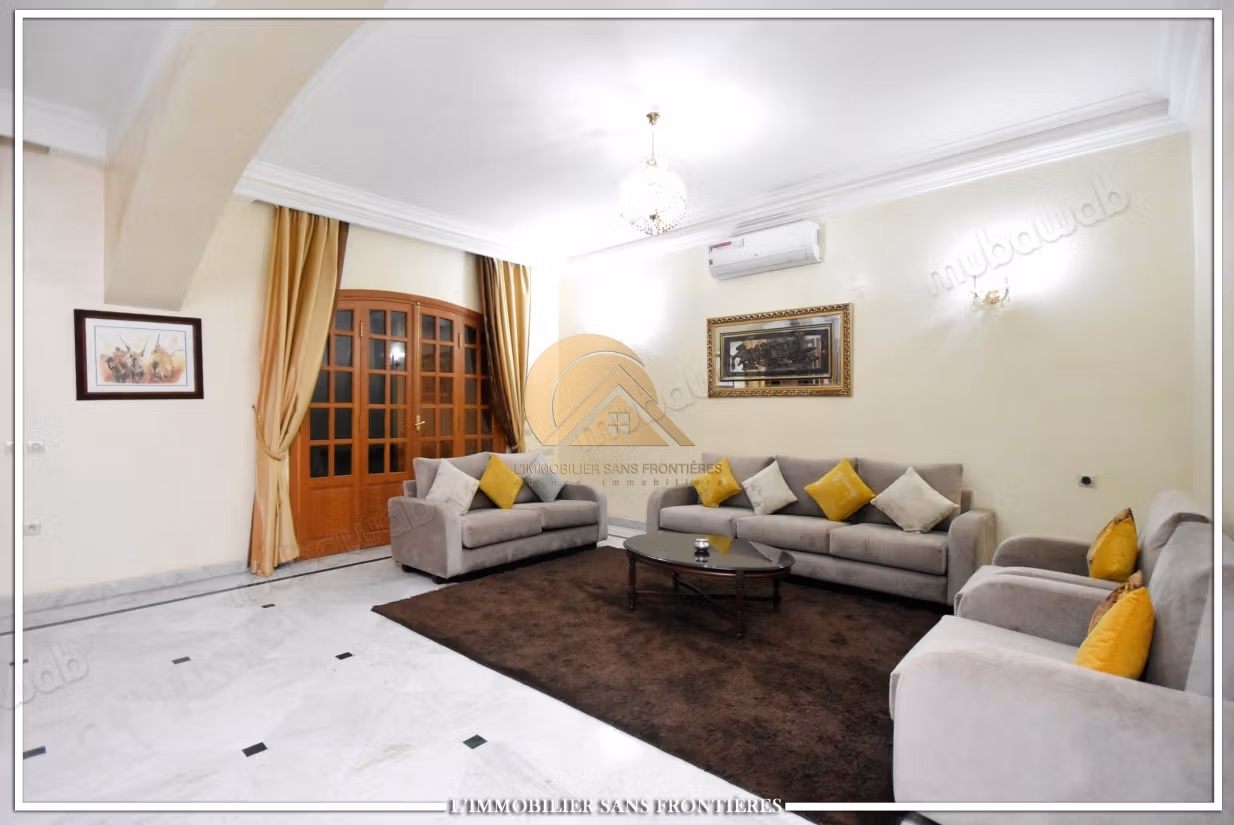 Villa meublée à vendre Route de l’Ourika, Marrakech – 1 hectare de terrain