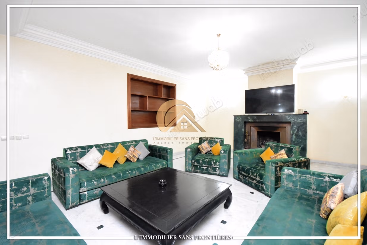 Villa meublée à vendre Route de l’Ourika, Marrakech – 1 hectare de terrain