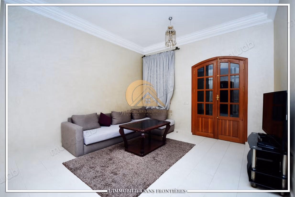 Villa meublée à vendre Route de l’Ourika, Marrakech – 1 hectare de terrain