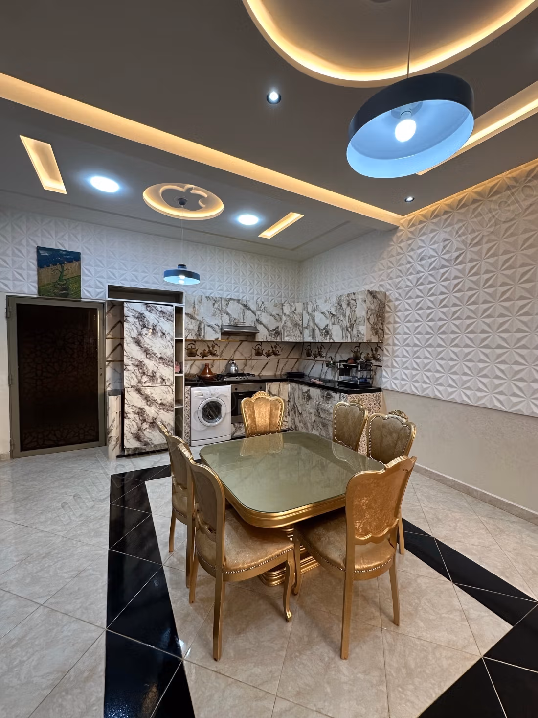 Luxury villa located on Route de l'Ourika. 2 comfortable bedrooms. Furnished