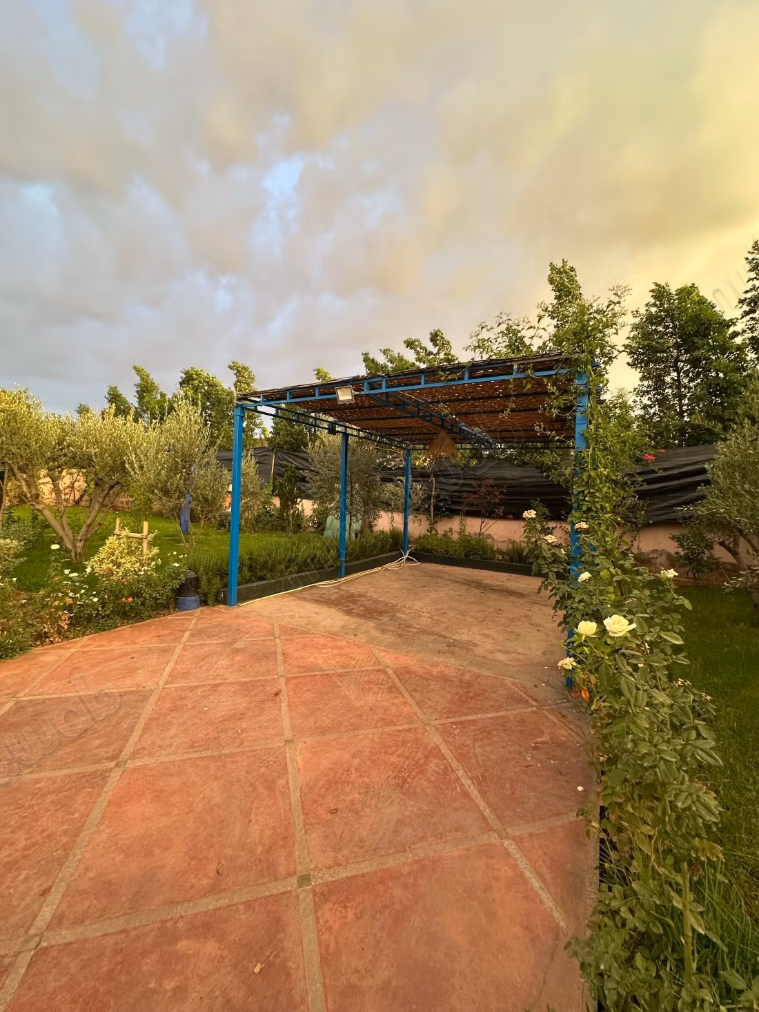 Luxury villa located on Route de l'Ourika. 2 comfortable bedrooms. Furnished