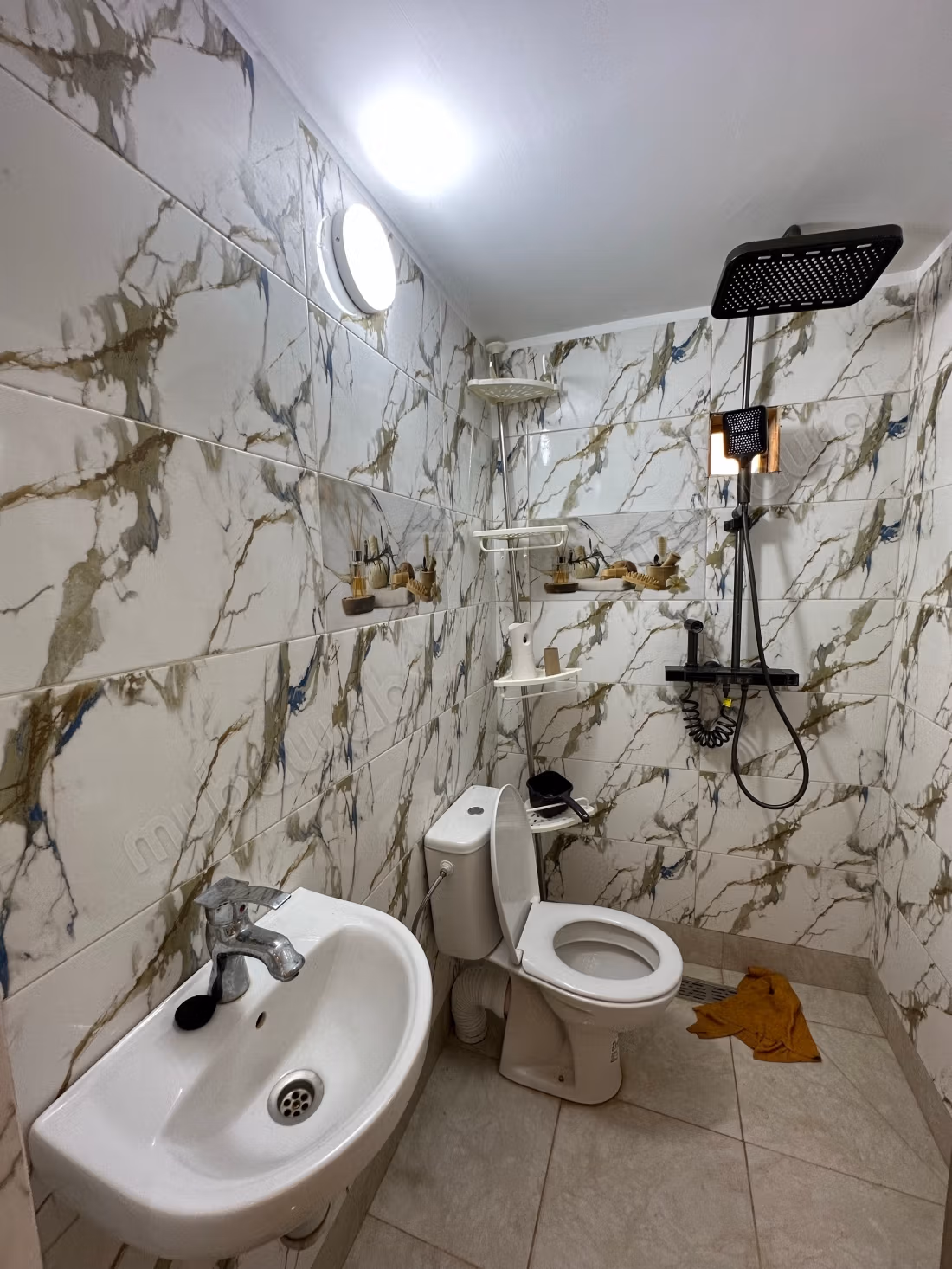 Luxury villa located on Route de l'Ourika. 2 comfortable bedrooms. Furnished