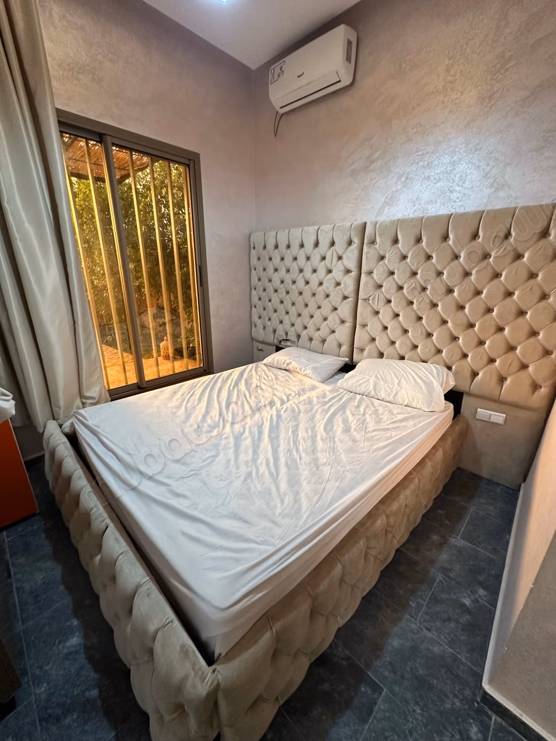 Luxury villa located on Route de l'Ourika. 2 comfortable bedrooms. Furnished