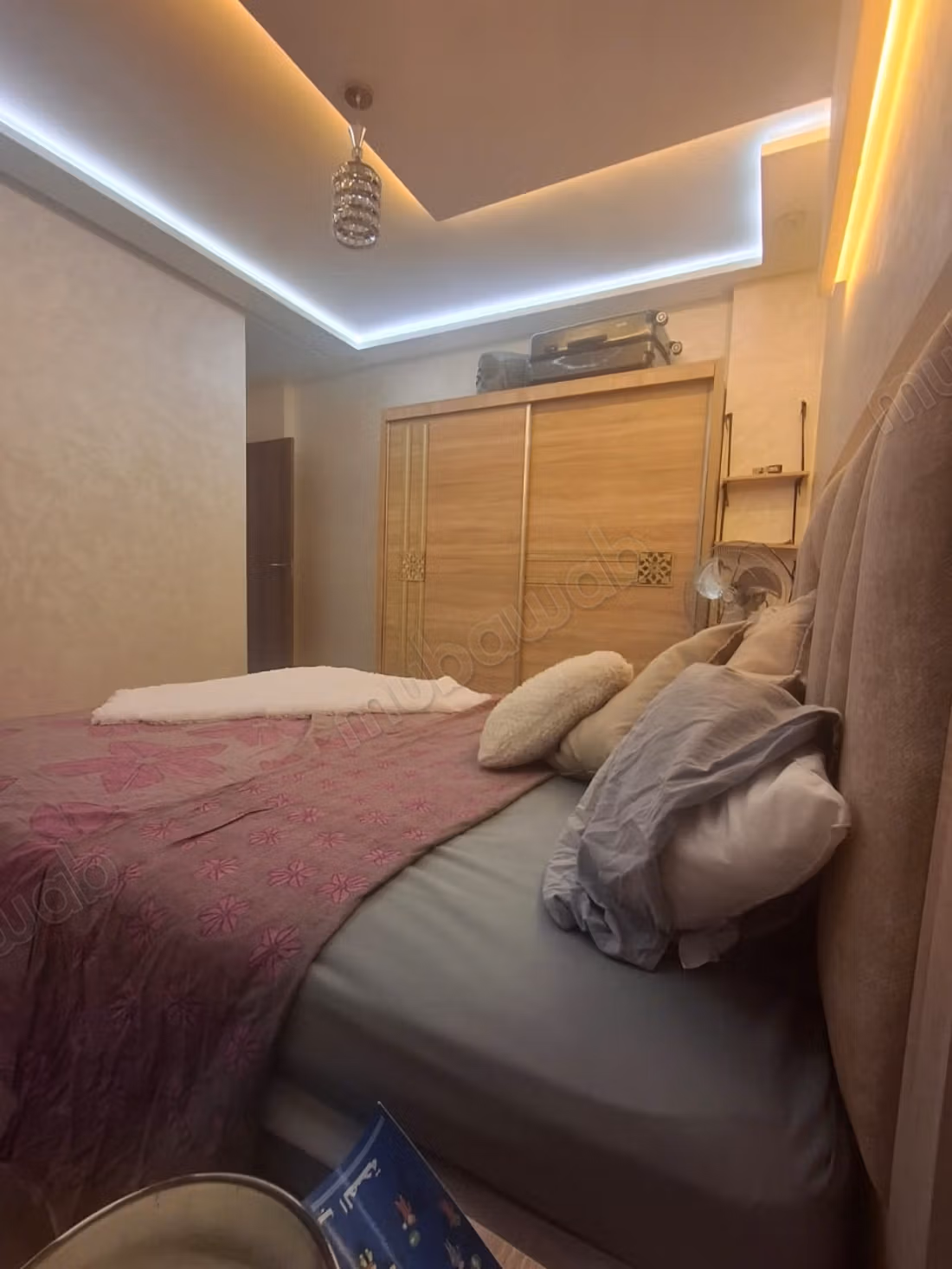Prachtig appartement te koop in de wijk Hassani. De oppervlakte is 66 m². Gemeubileerd
