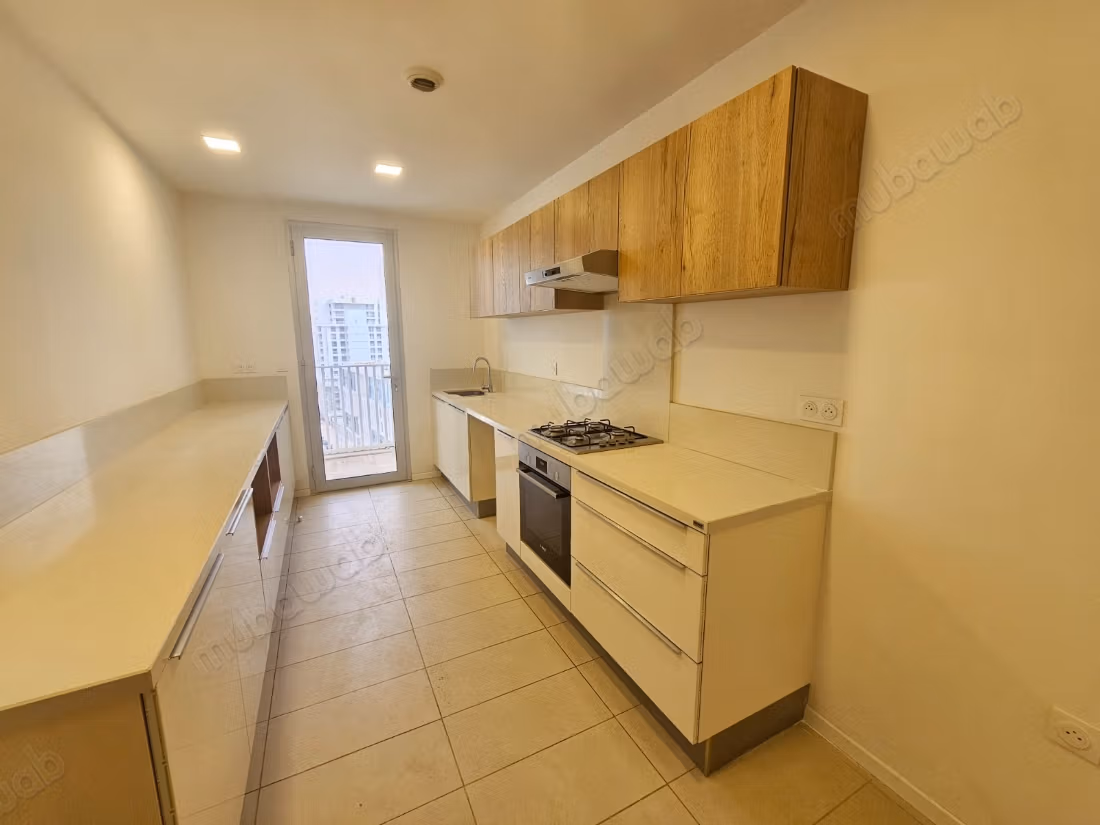 Modern empty apartment for rent – CFC Casablanca Finance City