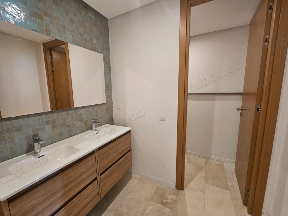 Modern empty apartment for rent – CFC Casablanca Finance City