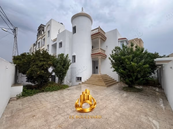 A Louer Villa S5 Avec Jardin à Cité Riadh, Nabeul