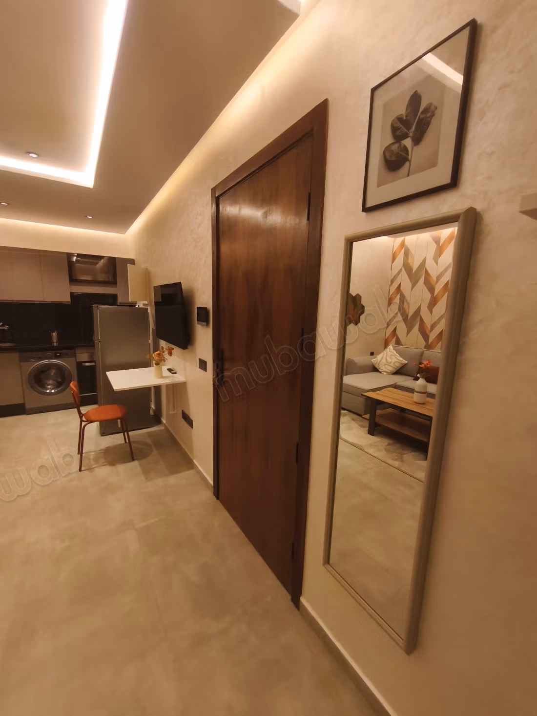 New furnished studio never inhabited