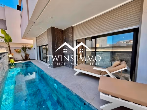 Triplex arredato con vista mare a Gammarth
