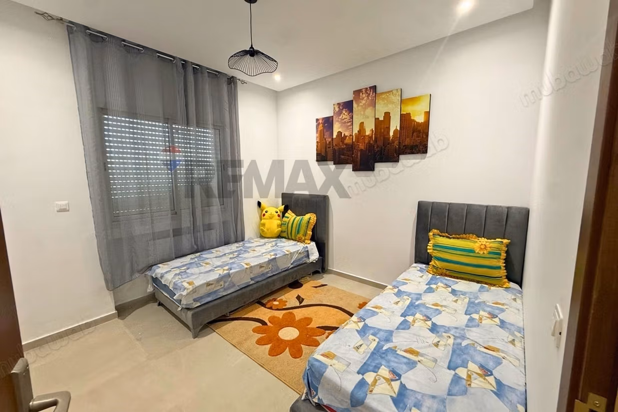 Vendita appartamento a Technopole El Ghazela. 19 camere. Servizio di concierge e aria condizionata
