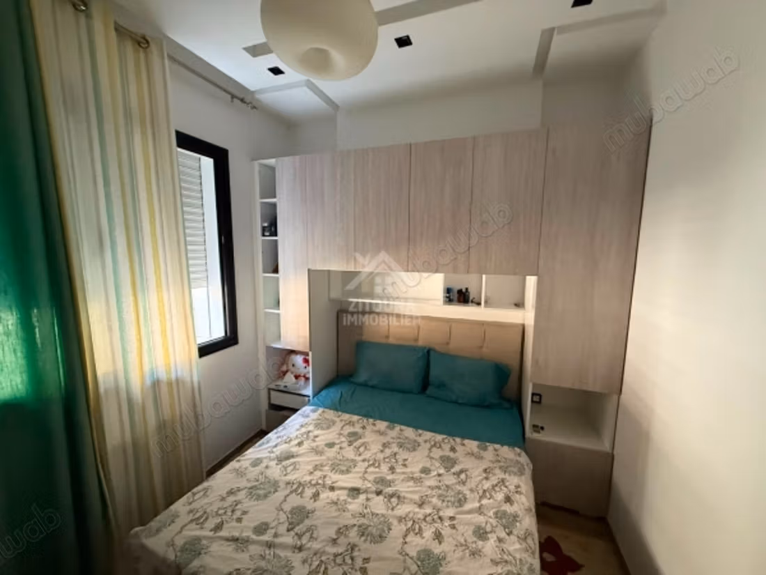 A vendre une villa avec piscine à Riadh Landlous