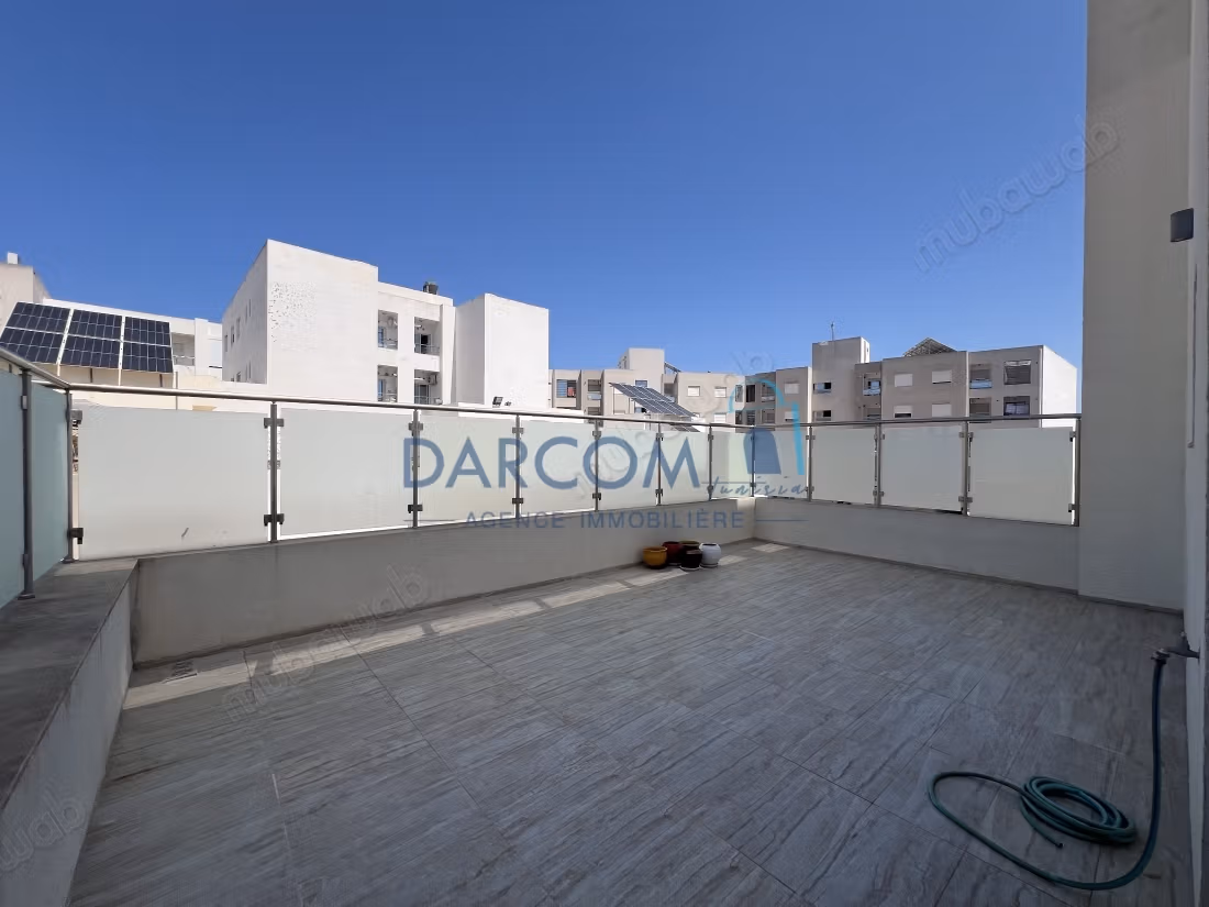 S2 avec terrasse aux Jardins de Carthage