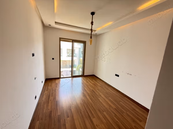 Vente d’un superbe appartement sur el menzeh 
route de zaer