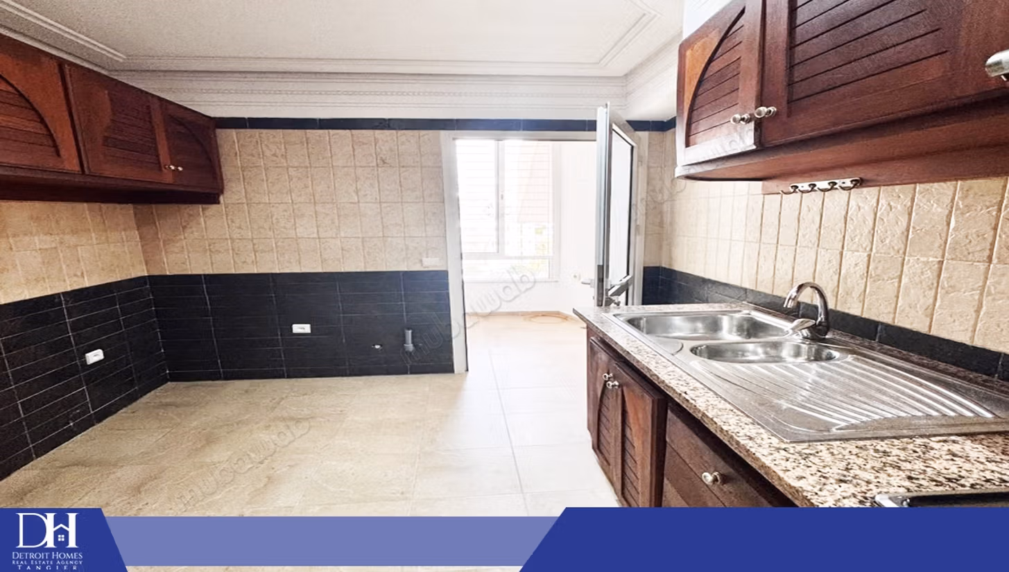 Empty apartment for rent