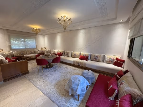 Opportunité a ne pas rater. Une Magnifique villa pour la location longue durée