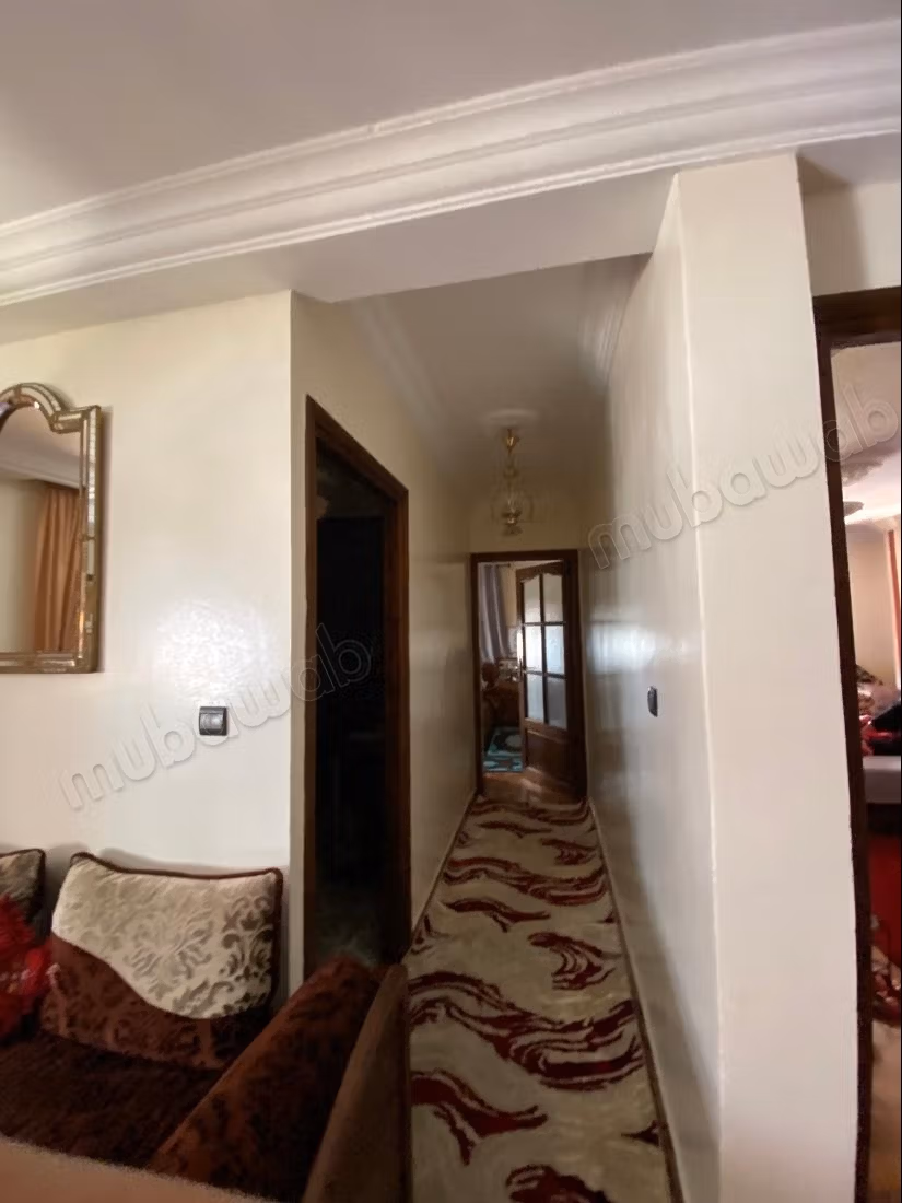 Maison à vendre 3 étages avec 4 garages