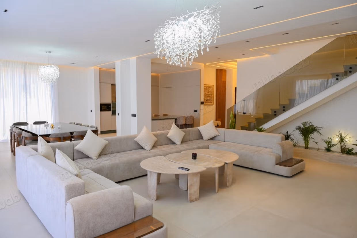 New villa 380m² 6 suites pool Akenza