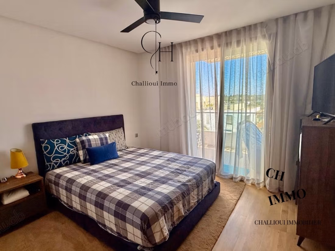 Vente ou location penthouse vide à l'orangeraie