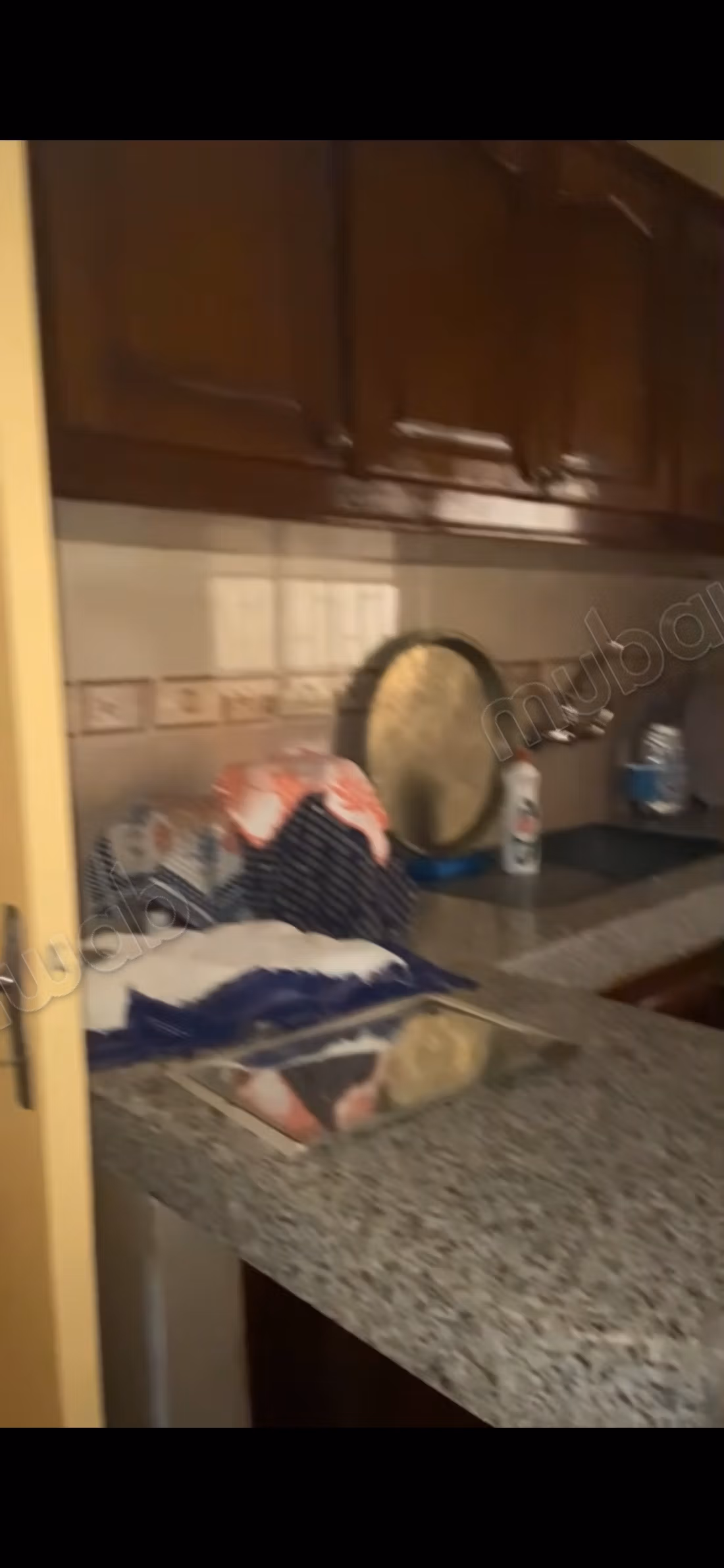 Casa di 110 m2 al suolo su 3 piani nel centro di Temara