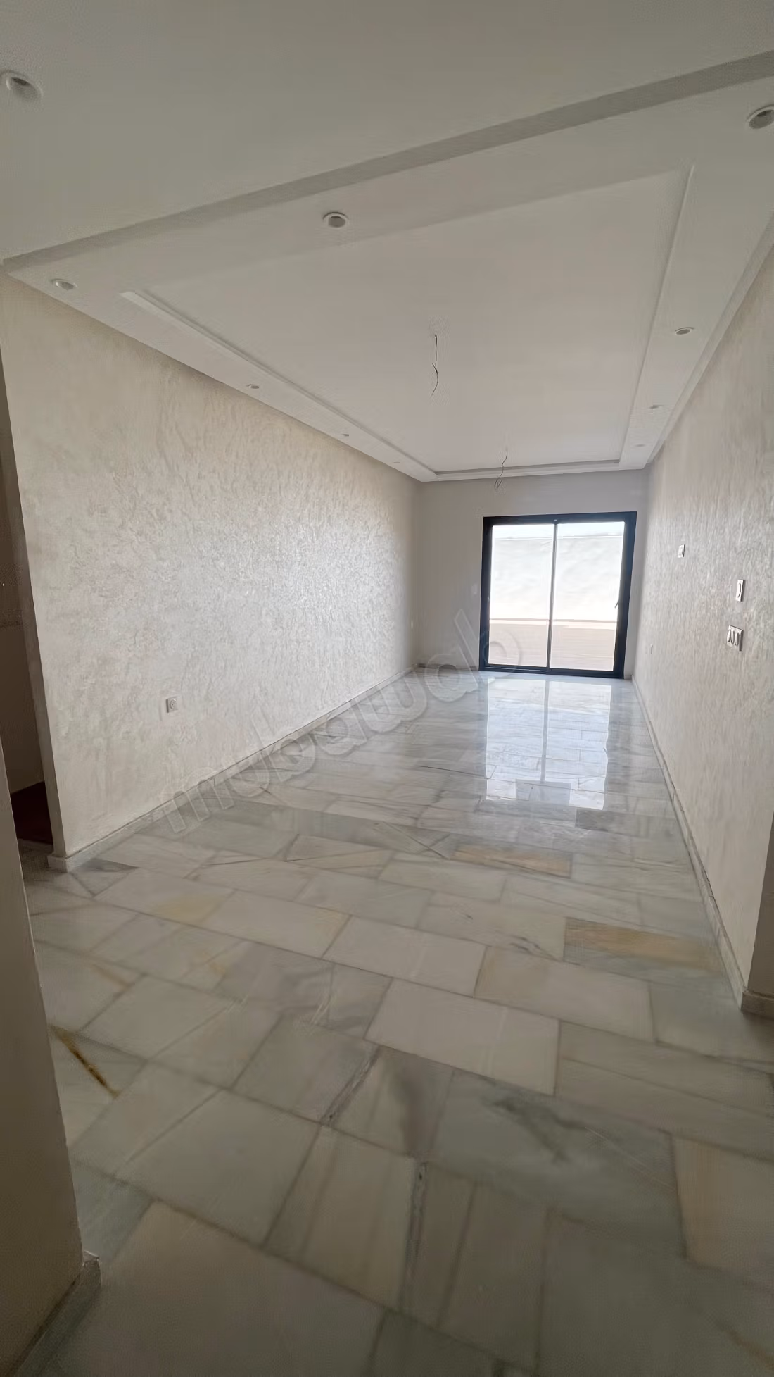 Long-term rental 10000dhs/month