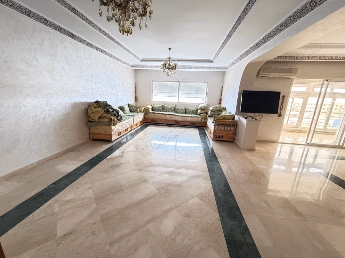 For rent Spacious apartment 240 m² in Sonaba
