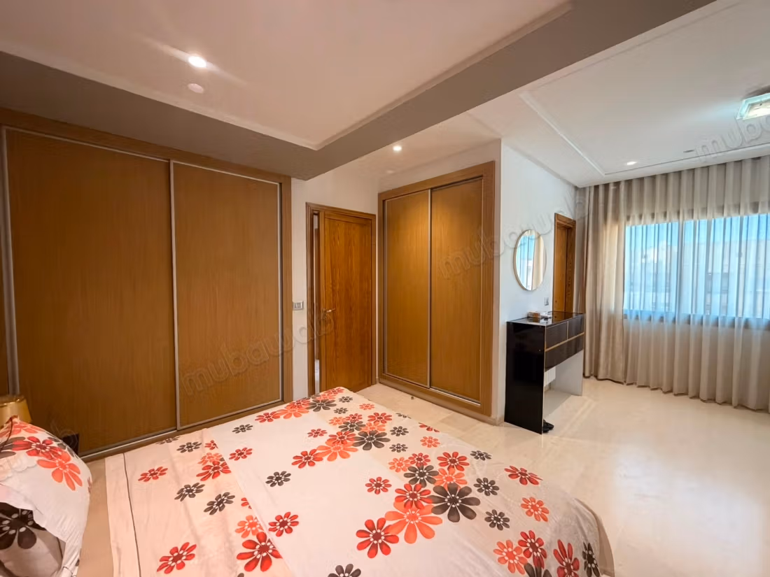 A vendre un appartement S3 à Riadh El Andalous