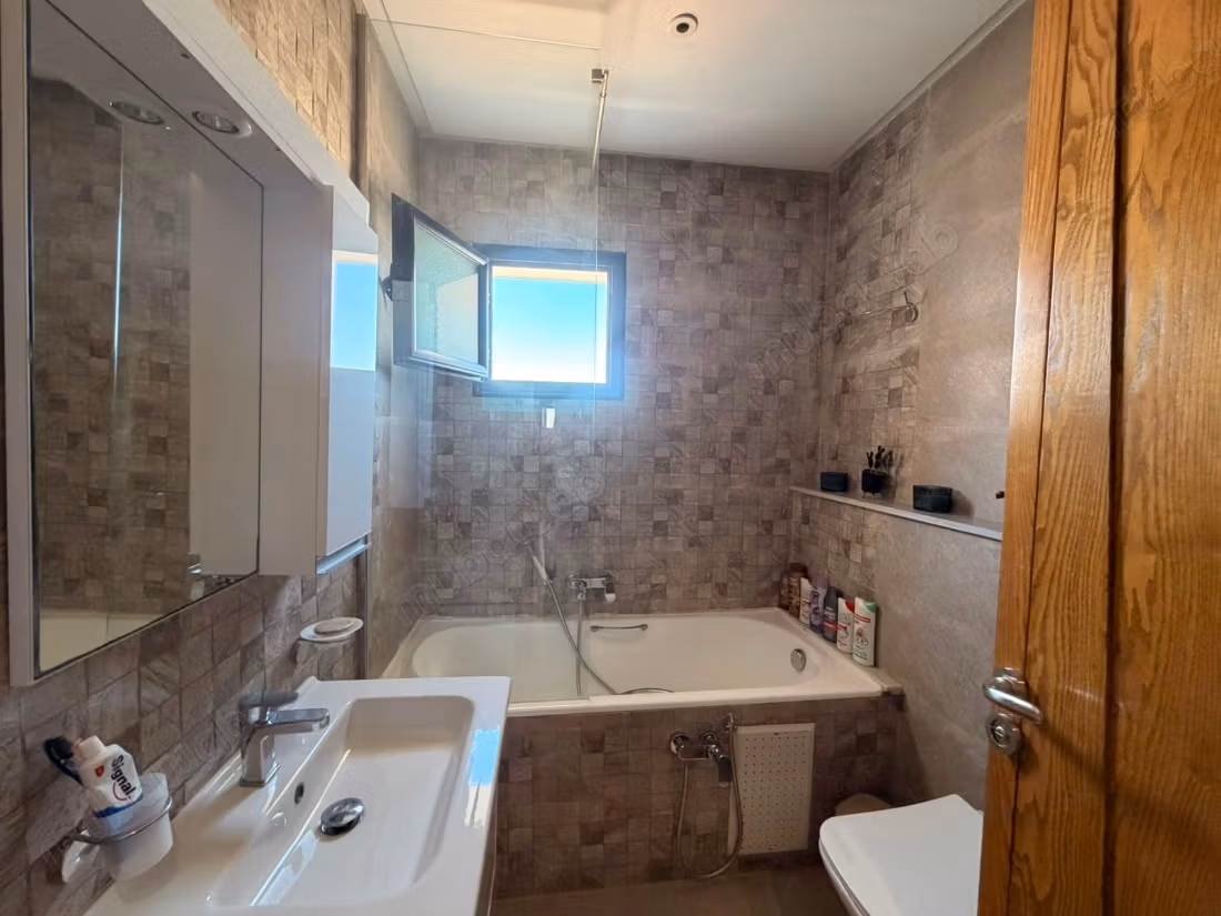 A vendre un appartement S3 à Riadh El Andalous