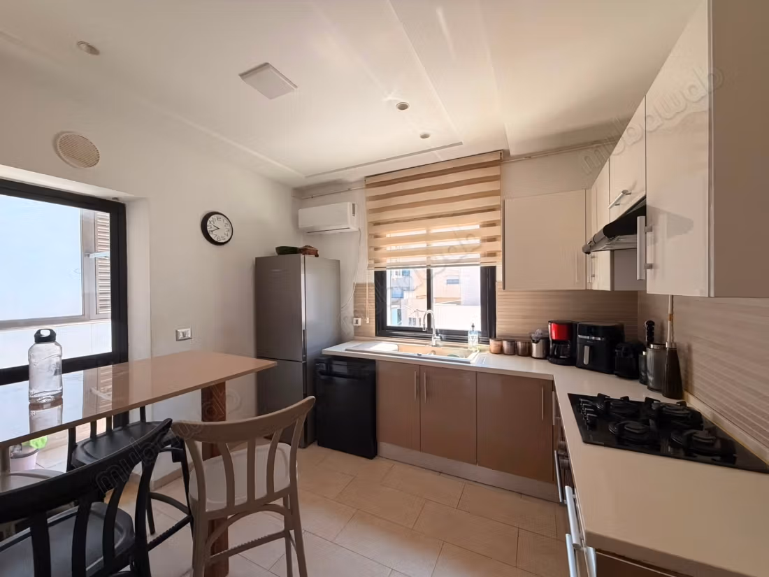 A vendre un appartement S3 à Riadh El Andalous