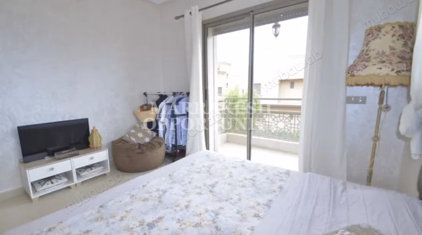 Gemeubileerde villa te koop