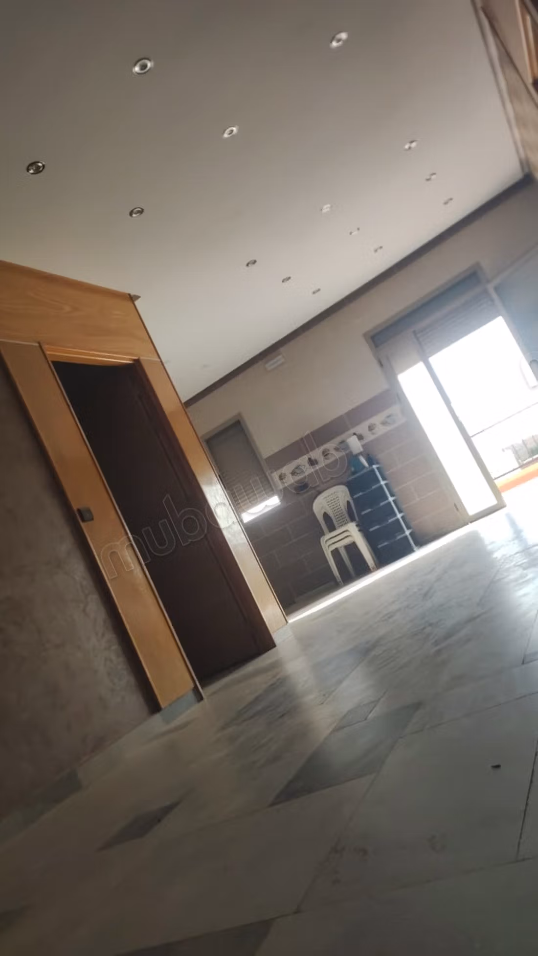 Geweldig huis te koop in Temzzout. Totale oppervlakte 174 m². Geweldig terras