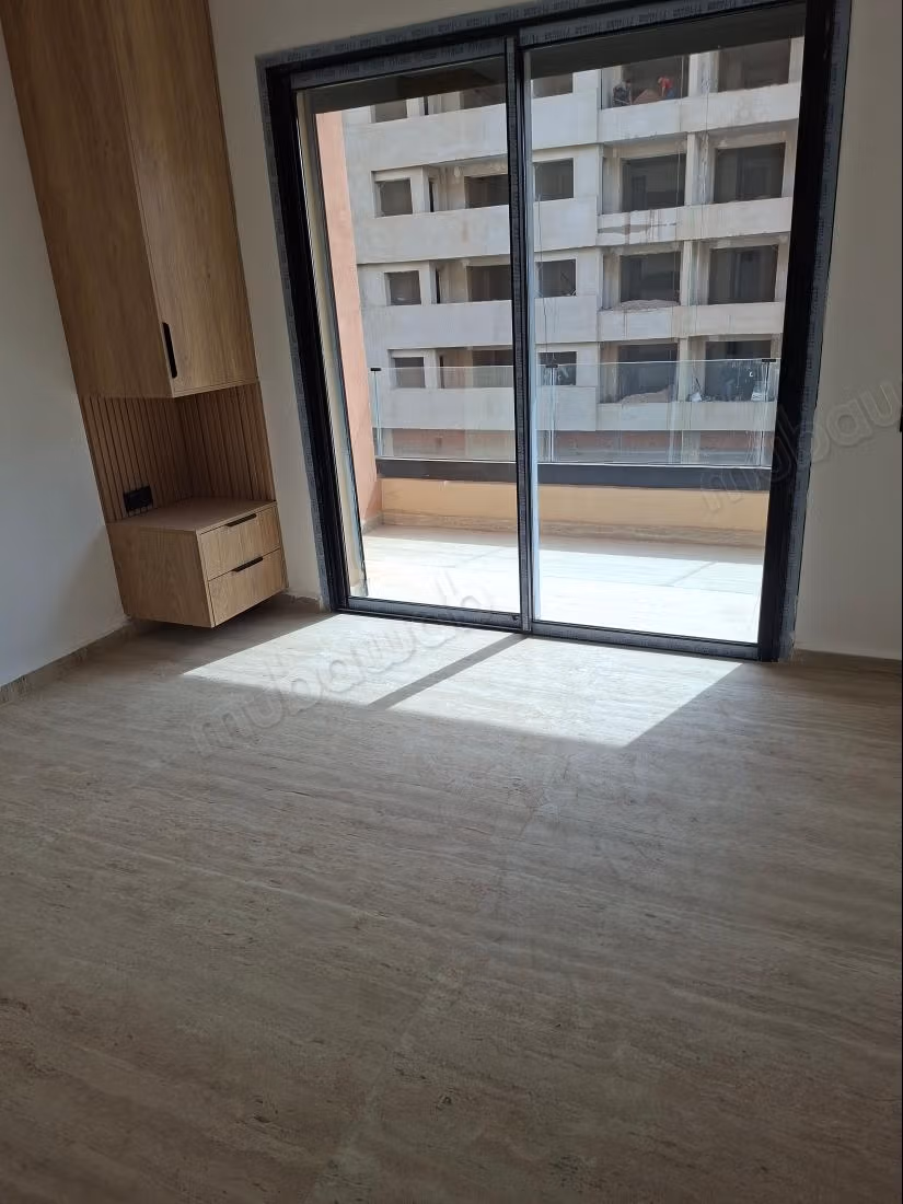 Apartment rental in Ain Mezouar. 2 beautiful rooms. Concierge service, beautiful pool