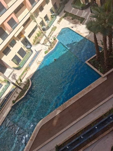 Location d'un appartement à Ain Mezouar. 2 belles chambres. Prestation de conciergerie, belle Piscine