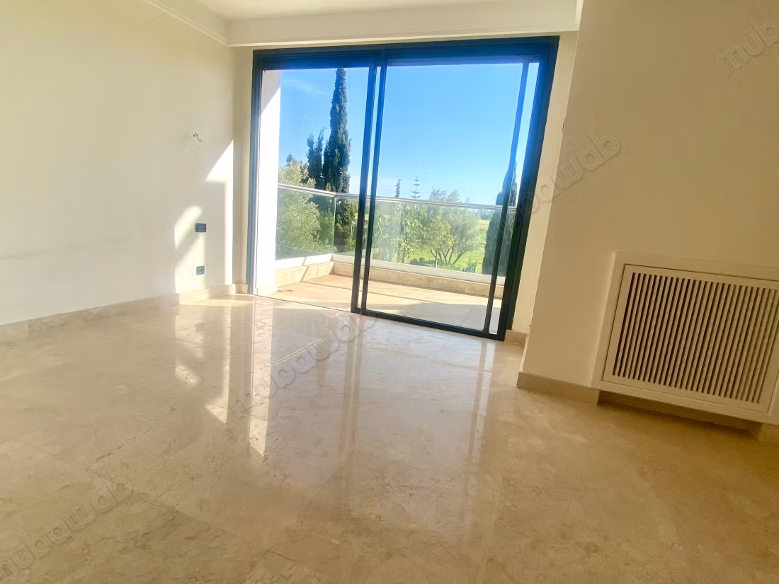 Golf front apartment 3 bedrooms staff room