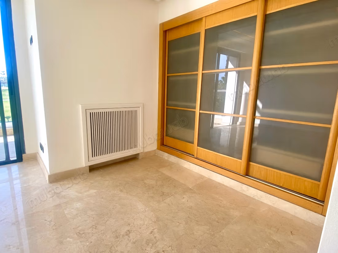 Golf front apartment 3 bedrooms staff room