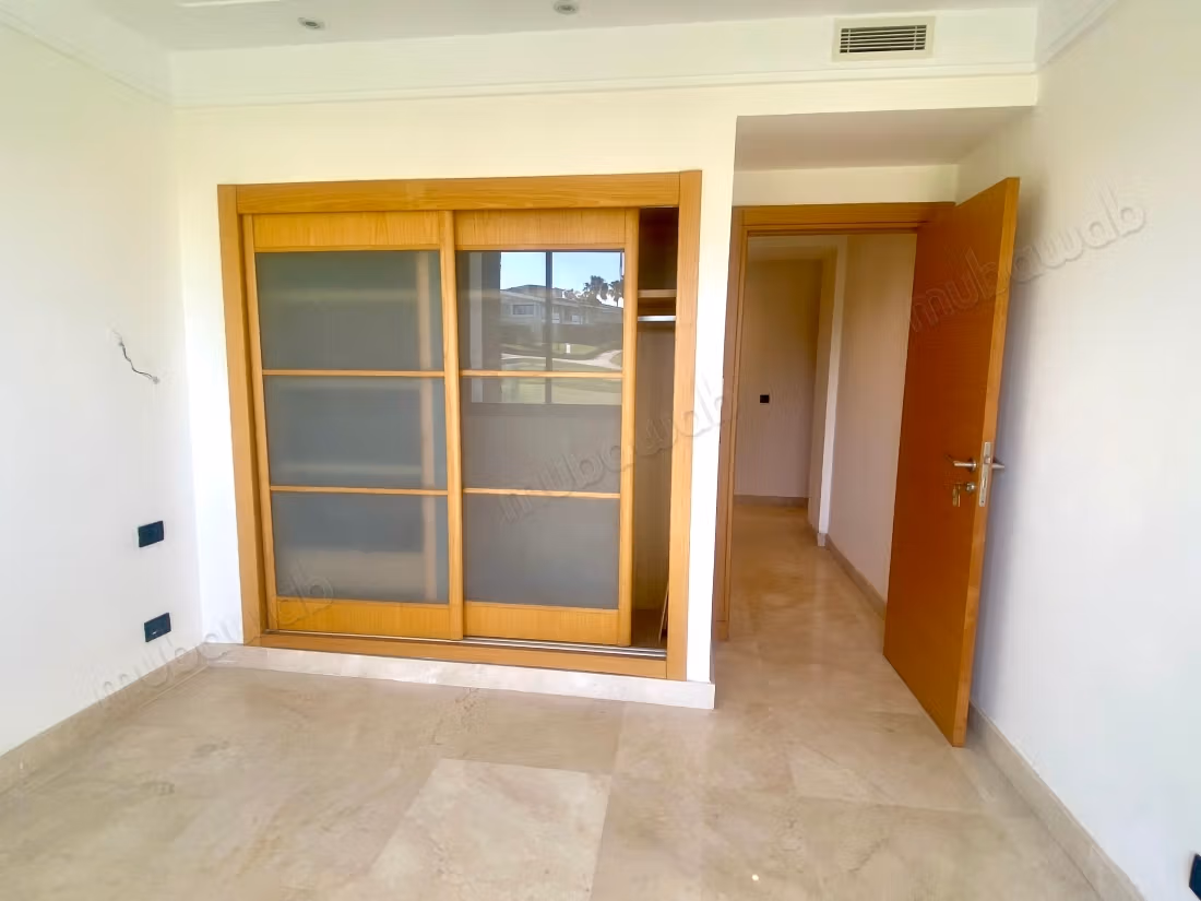 Golf front apartment 3 bedrooms staff room