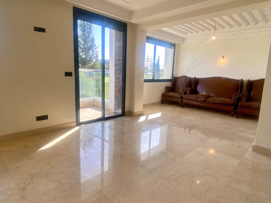 Golf front apartment 3 bedrooms staff room